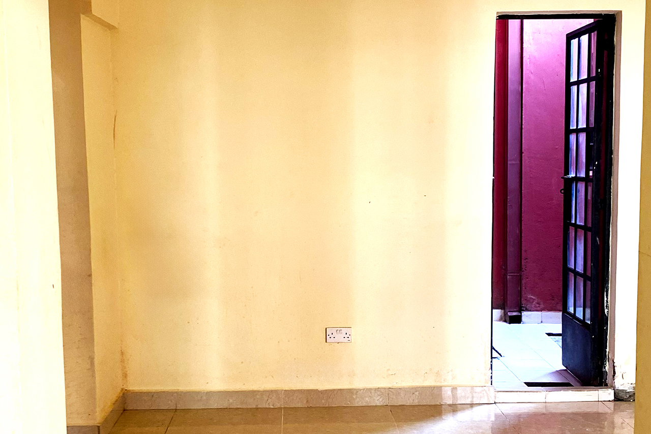SHOP TOLET
